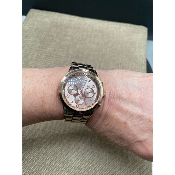 Arepostle Boyfriend Watch Rose Gold and Gold Metal Band - Picture 6 of 11